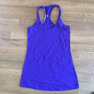 Lululemon tank. Size 6. CRB